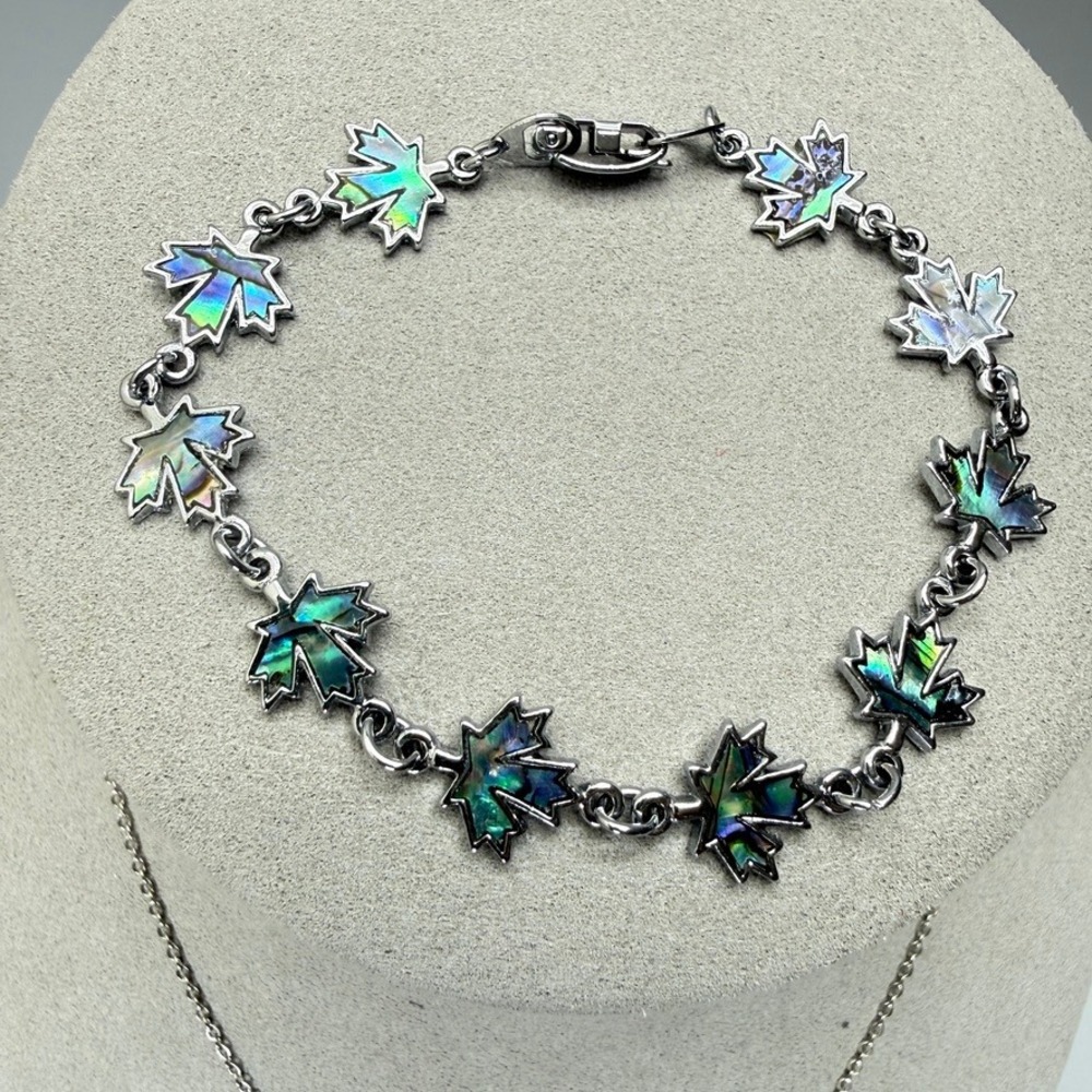 Maple Leaf Abalone Shell Necklace and Bracelet Set 18" & 7.25" - Picture 3 of 11